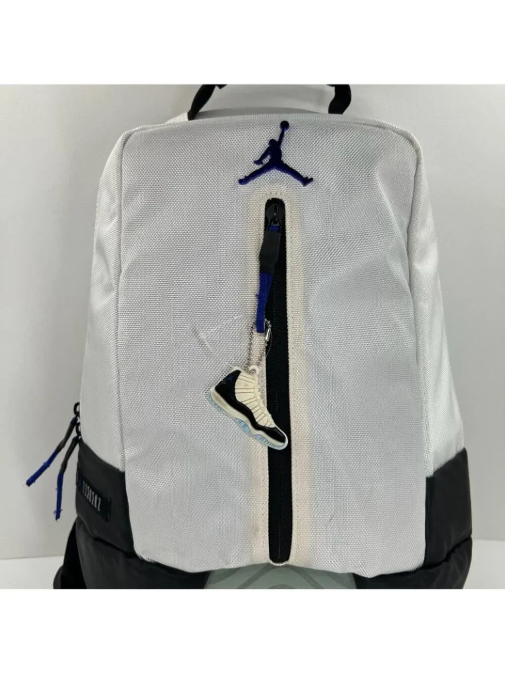 Nike Air Jordan Retro 11 Concord Backpack Men One Size Laptop Sleeve White Black